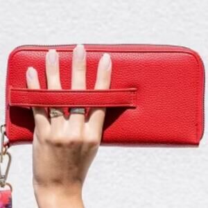 Kedzie Red Leather Wristlet Clutch. 🆕
